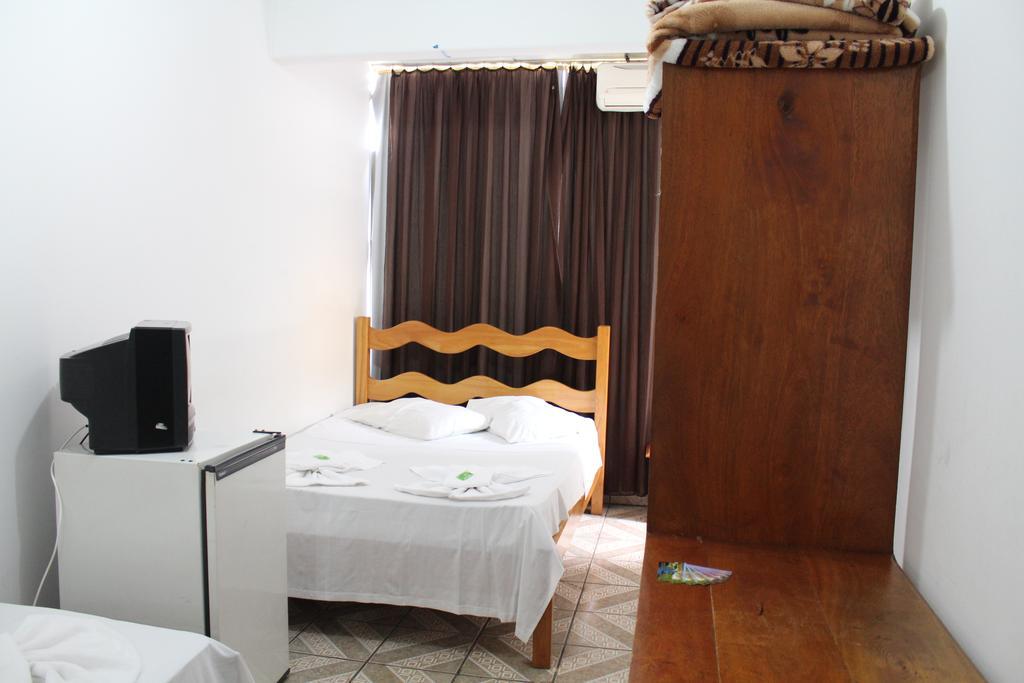 Pousada Oliveira Foz do Iguaçu Habitación foto